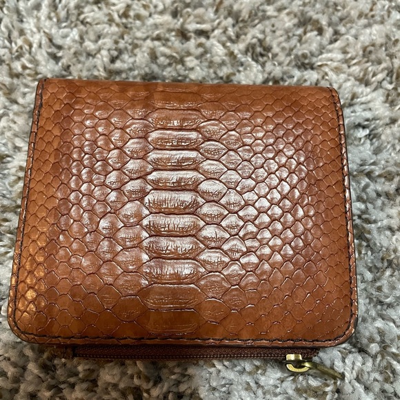 Fossil Handbags - NEW FOSSIL JORI BAKED CLAY BROWN PYTHON PRINT, BIFOLD WALLET